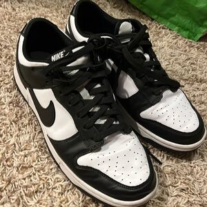Nike Black and White Sneakers